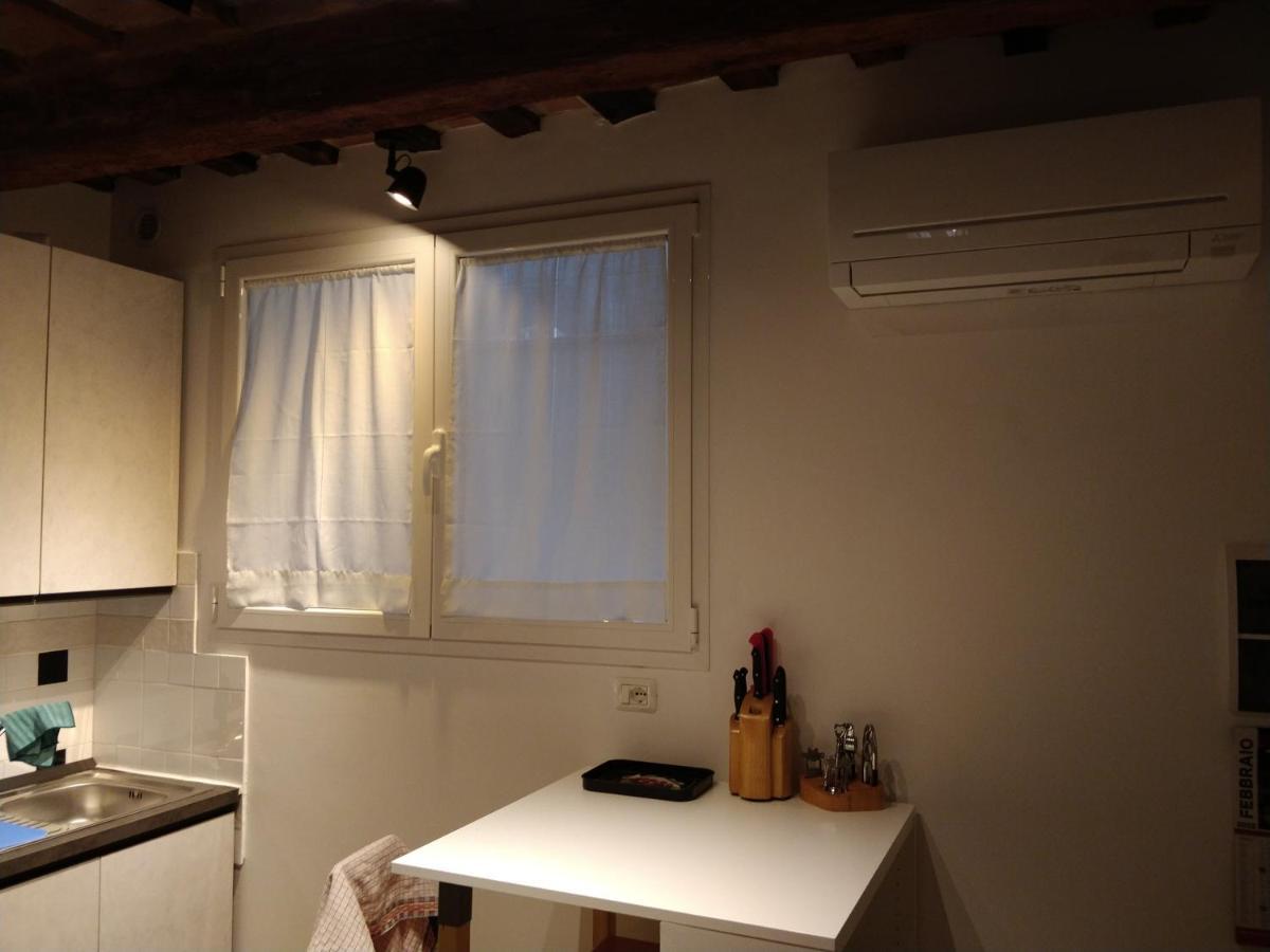 Isi Guesthouse 29 Iesi Eksteriør bilde