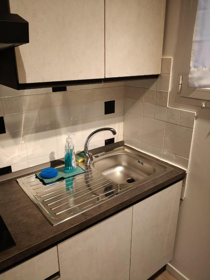 Isi Guesthouse 29 Iesi Eksteriør bilde