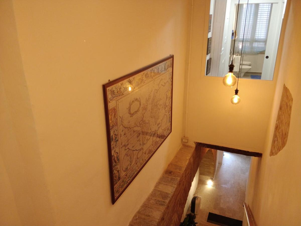 Isi Guesthouse 29 Iesi Eksteriør bilde